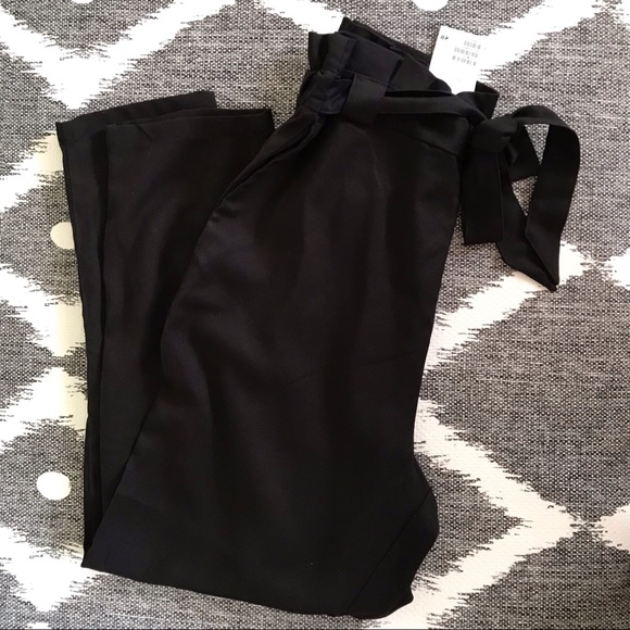 H&M Paperbag Pant Black - Picture 4 of 4
